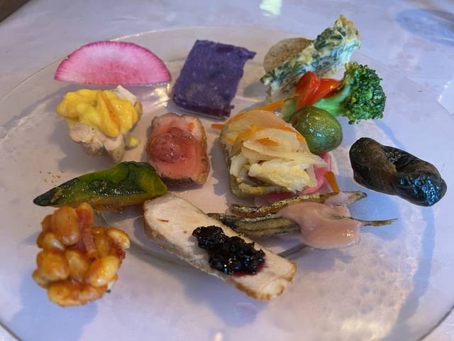 前菜盛り合わせ イタリア料理店「マミ」