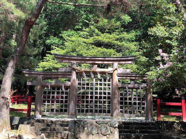 檜原神社
