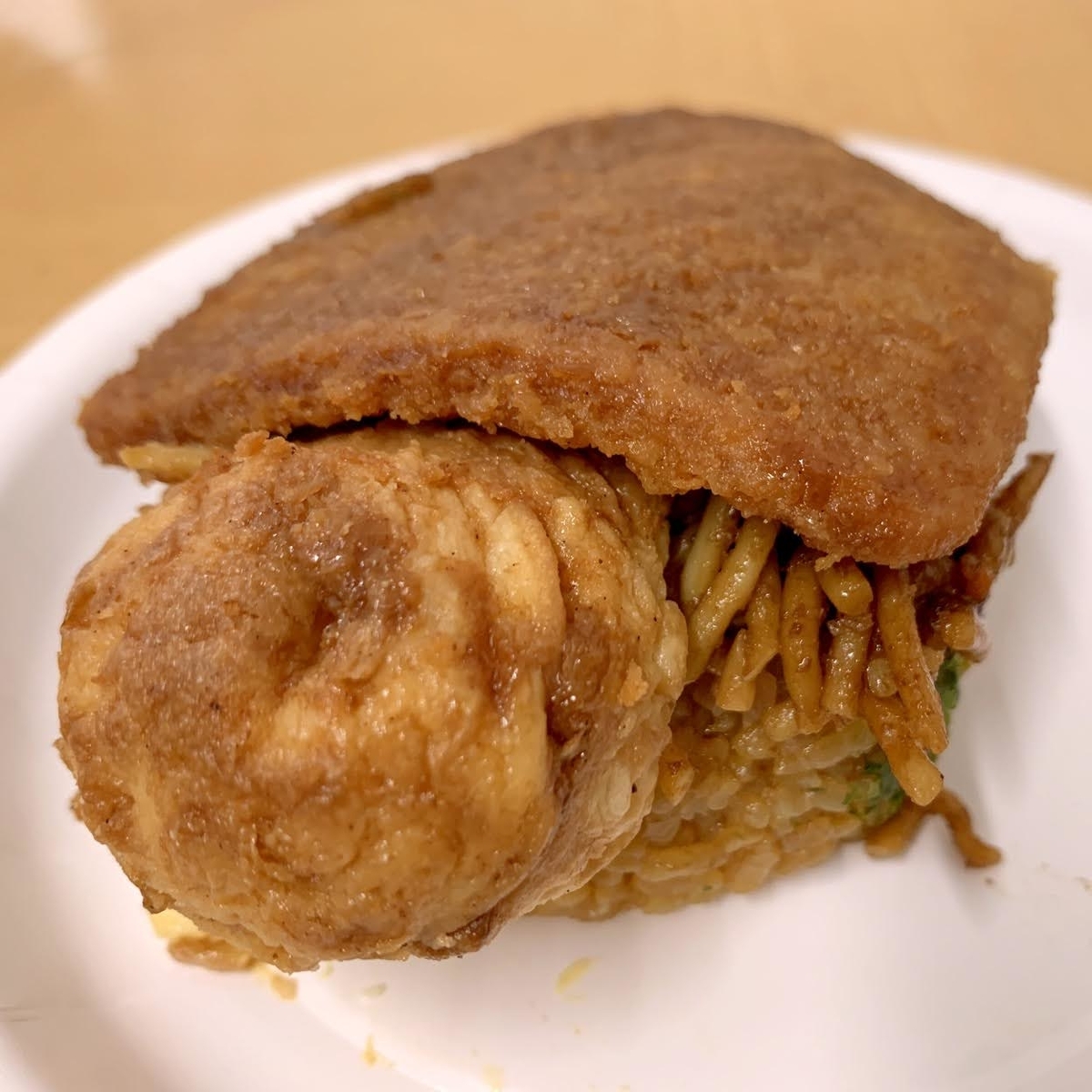 さらにNewDaysの「スゴおに」が暴走中、ついに進撃の巨人ともコラボ