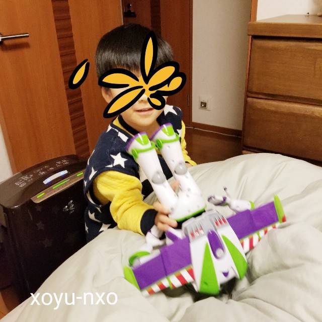 バズライトイヤーのおもちゃ