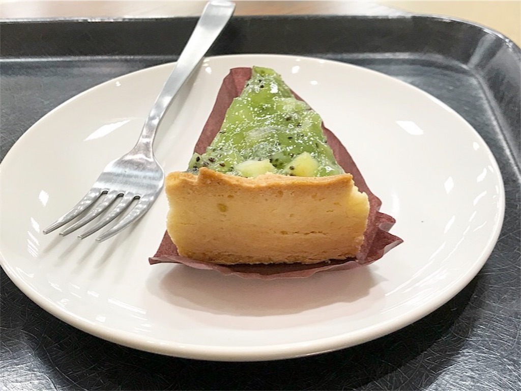 軽くて爽やか♪スタバのキウイフルーツタルト（スターバックス