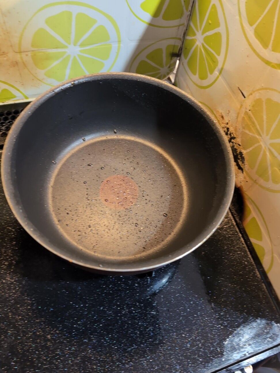 じゃがいもを揚げたあとの鍋