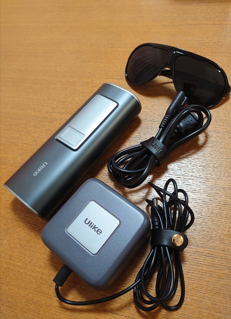 Ulike 脱毛器 グレー サングラス付き Ulike 脱毛器 グレー サングラス付き Ulike 脱毛器 グレー サングラス