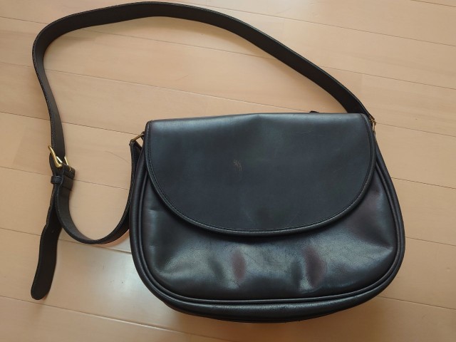 オールドコーチ ショルダーバッグ（ポストマン型） ユニセックス