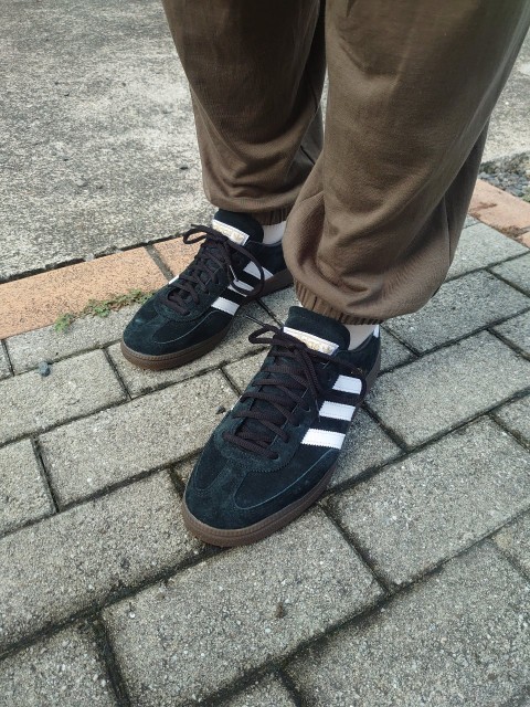 アディダス HANDBALL SPEZIAL（ハンドボールスペツィアル）】SAMBA