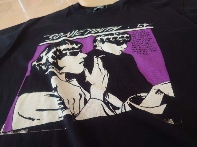 人気再燃？ダサい？】ヒステリックグラマーのバンドT（SONIC YOUTH）を