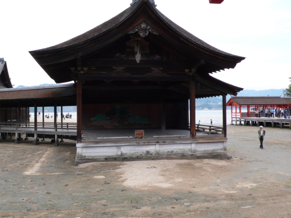 厳島神社