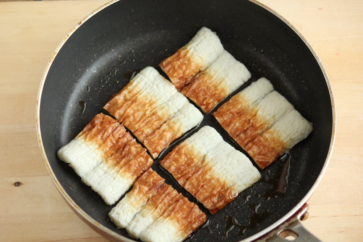コスパ界のスーパー戦士 ちくわ の 照り焼きスパムおにぎり風 山本リコピン メシ通 ホットペッパーグルメ