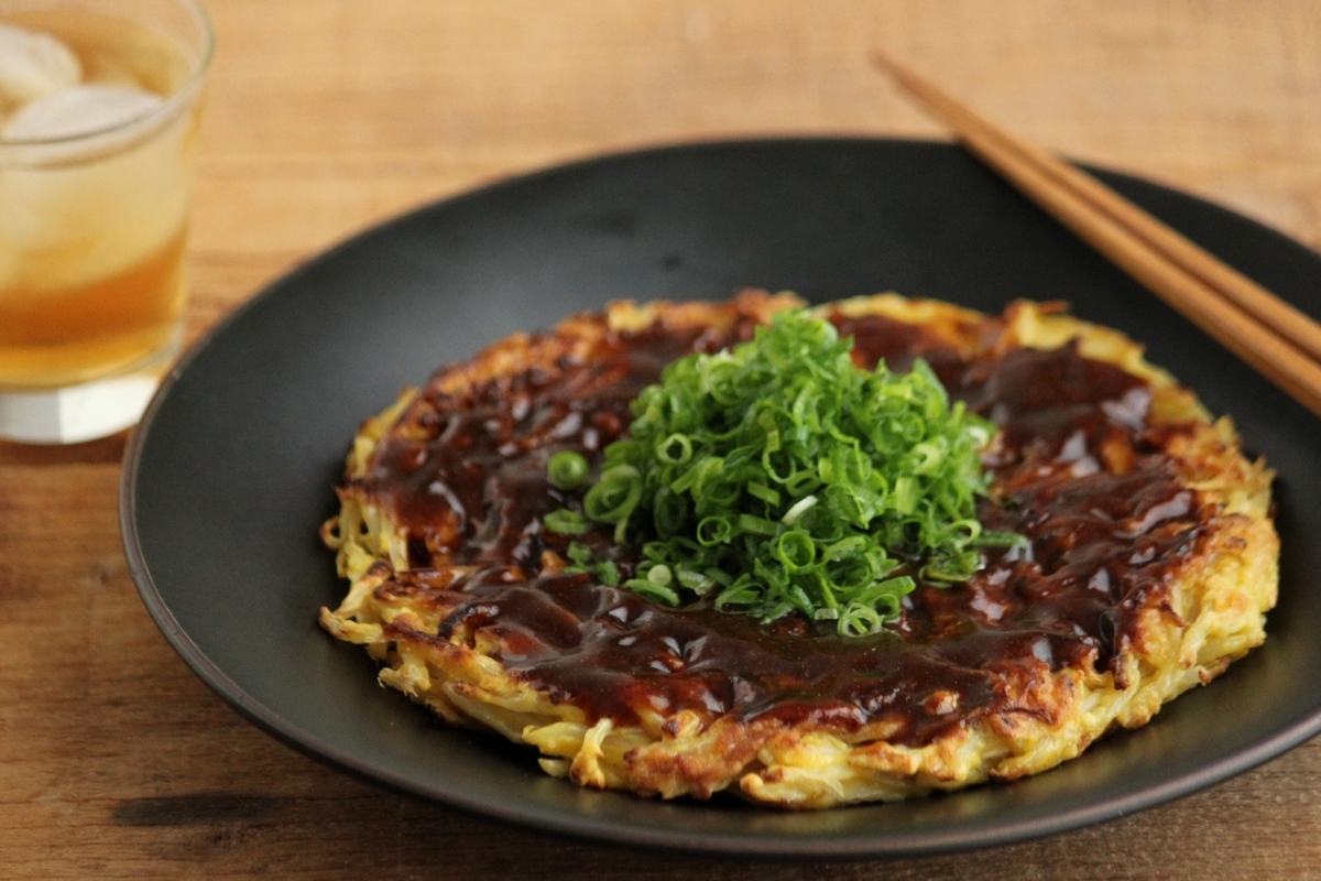 フライパンで1人分だけサクッと ほぼもやしの花椒お好み焼き はお酒なしでは挑めません 山本リコピン メシ通 ホットペッパーグルメ