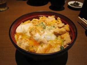 鳥つね@AKIBA-ICHIの親子丼