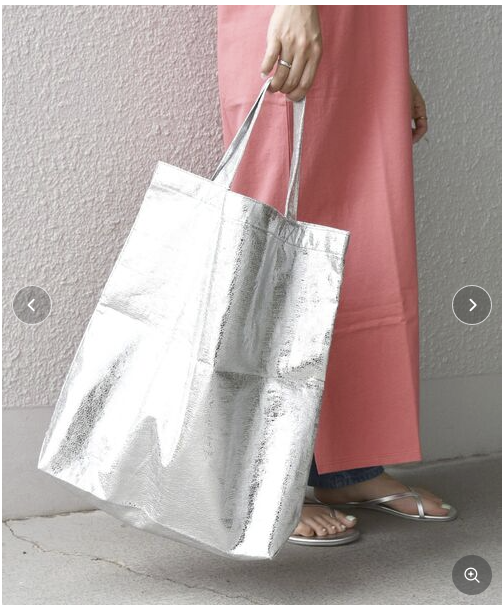 人気！【MARNI】大容量 ロゴパッチ バッグ MARNI（マルニ）の「CALF LEATHER MENDING / ムゼオソフトラージ