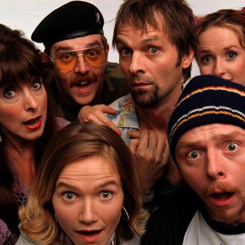 SPACED 俺たちルームシェアリング〈5枚組〉 UKコメディドラマ『SPACED〜俺たちルームシェアリング〜』まとめ - UK