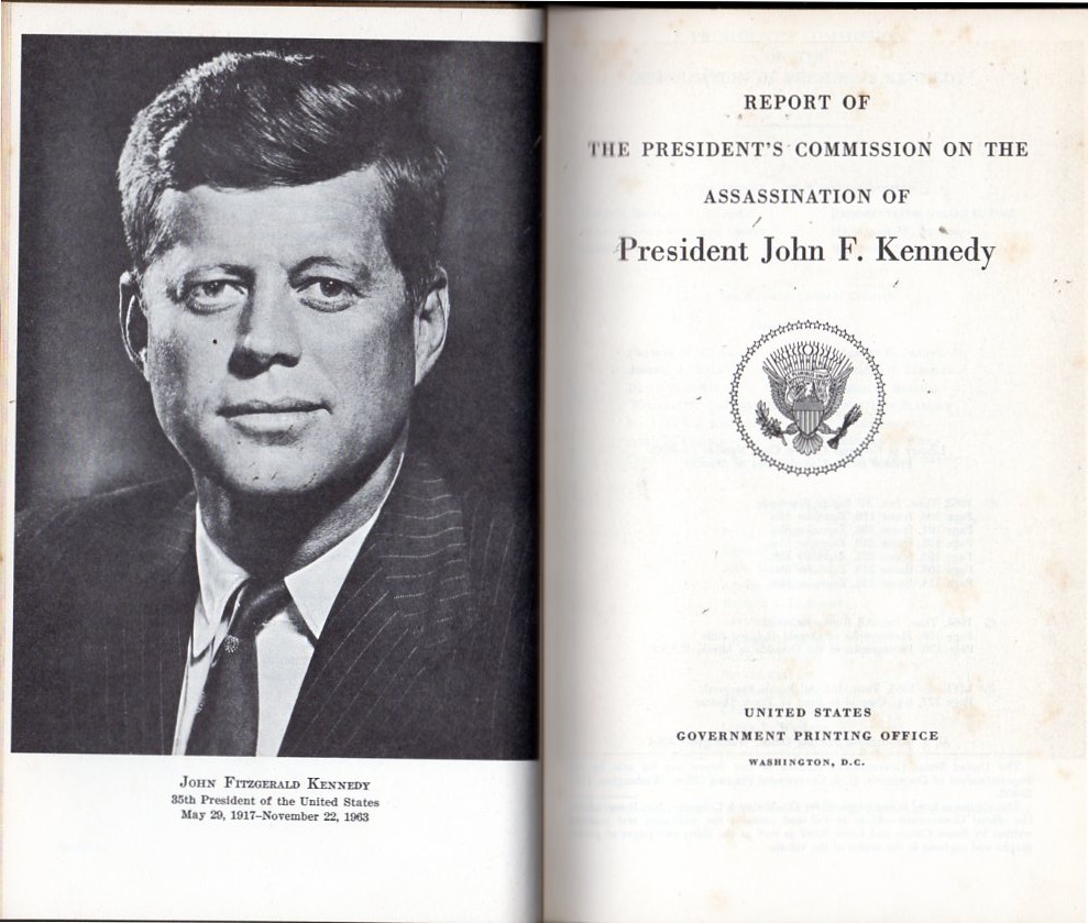 ケネディ暗殺を調査した1964年のウォーレン委員会報告書。888