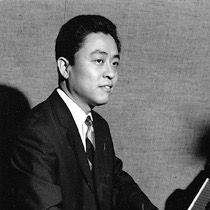 なぜ，中村八大は坂本九に注目したのか．「ニッコリ笑って