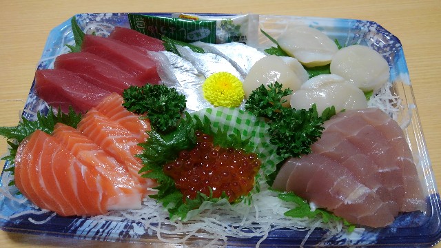 スーパーで刺し盛りを買ってきた 熟女の日常 ヤギネの日常
