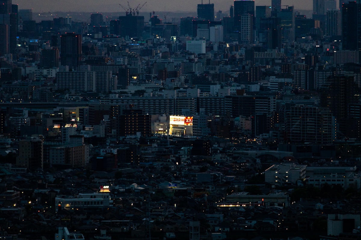 f:id:yakei17:20190521044426j:plain