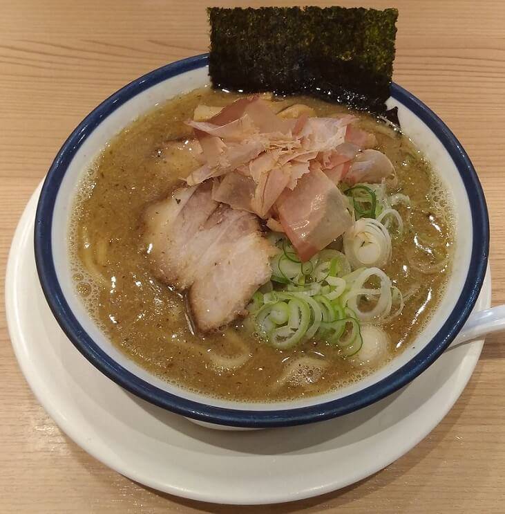 濃厚魚介中華そば