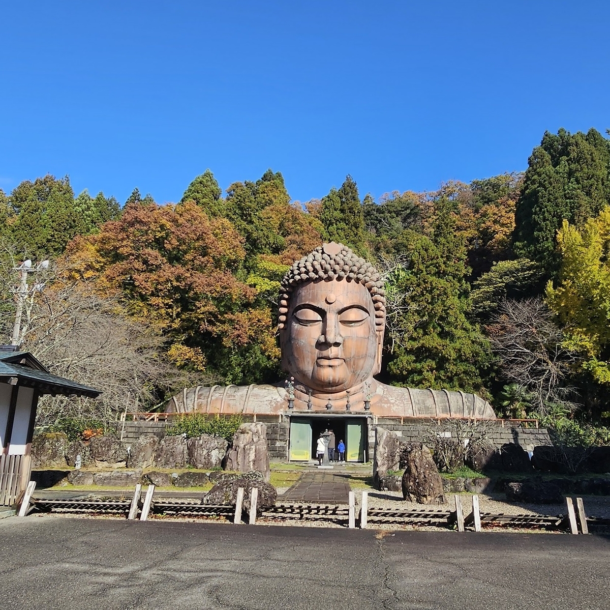 ハニベ 巌 窟院 事件