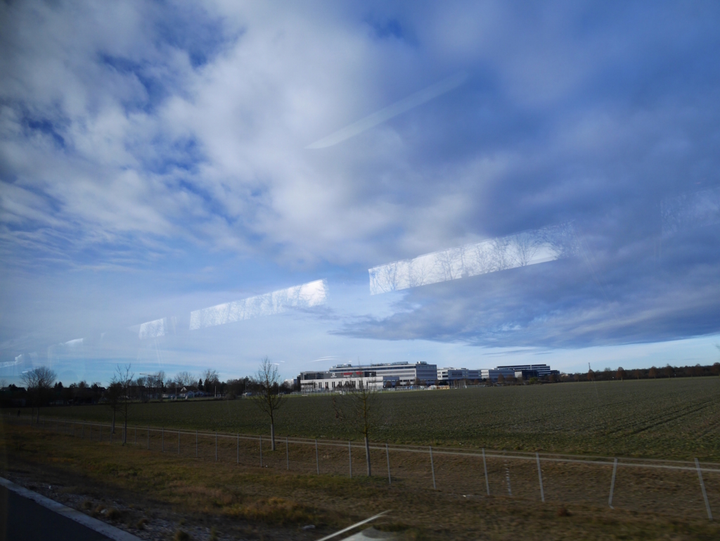f:id:yamabatake:20170323011304j:plain f:id:yamabatake:20170323011304j:plain