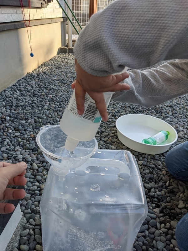 洗濯のりを入れる