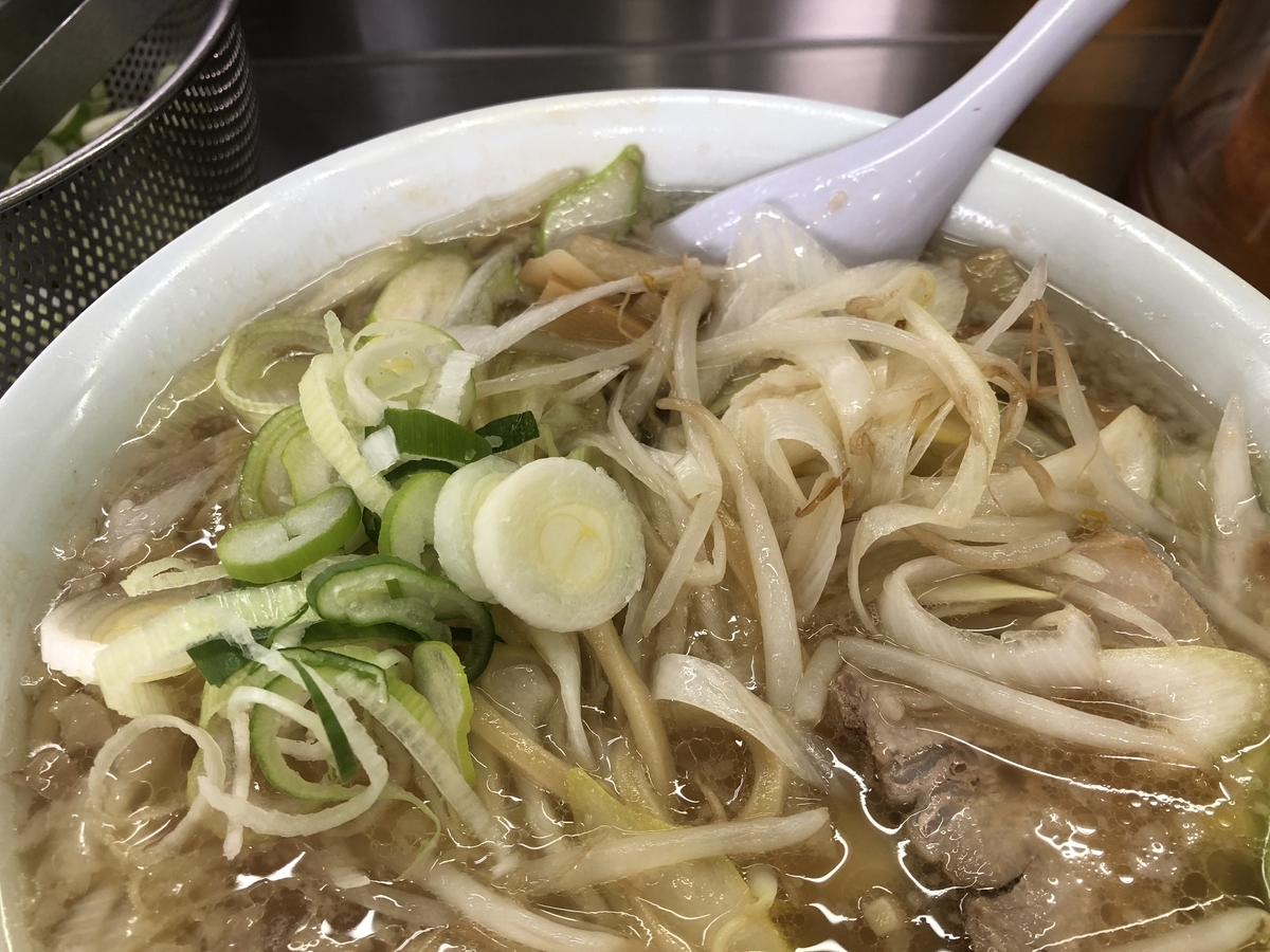 ホープ軒　ネギラーメン＋かけ放題のネギ