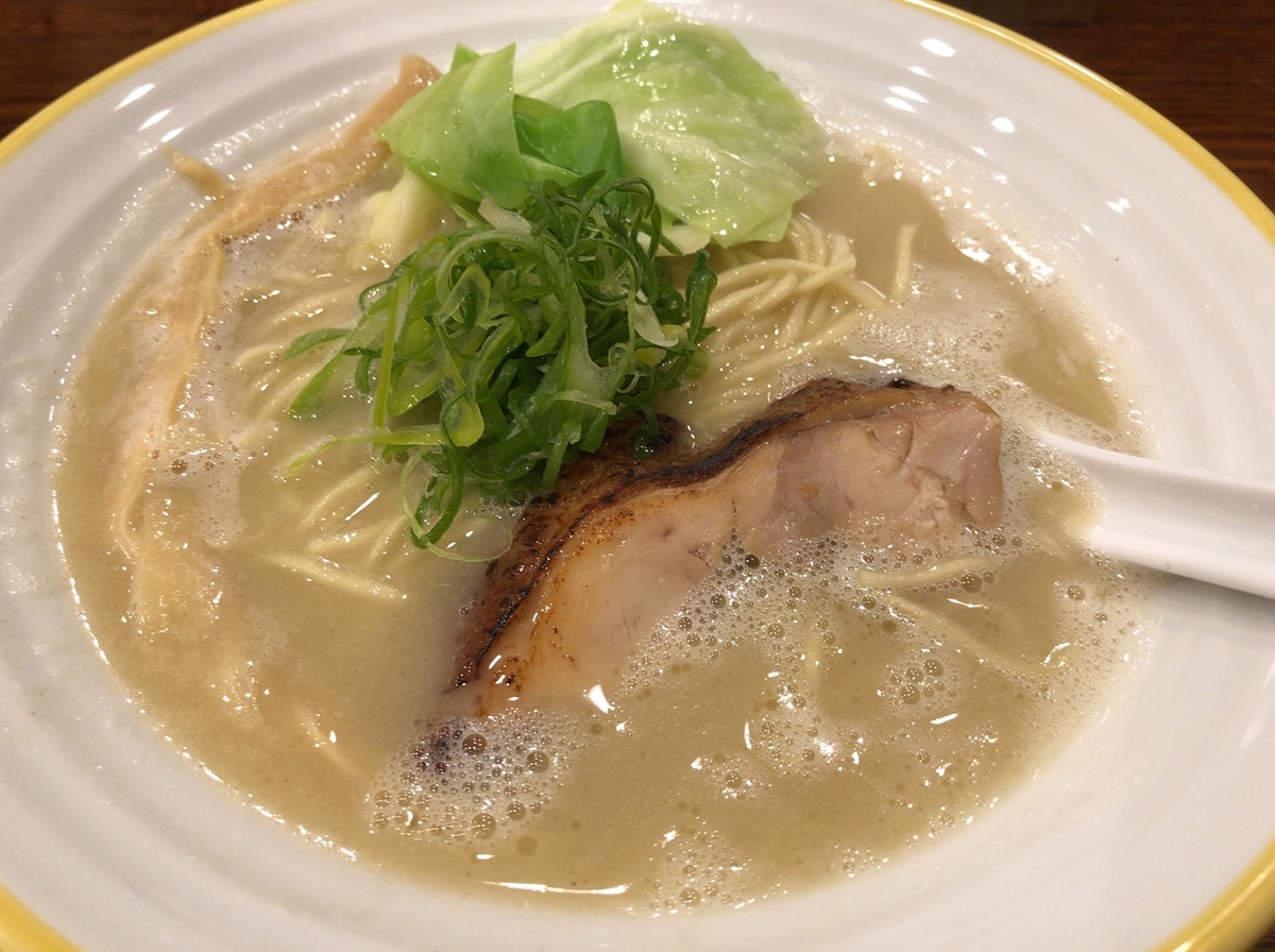 麺宿 志いな　鶏白湯そば