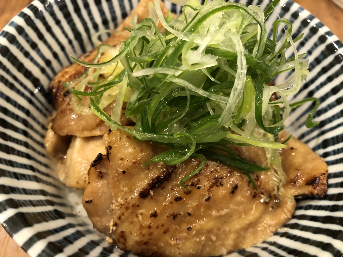 麺宿 志いな　ローストチキン丼