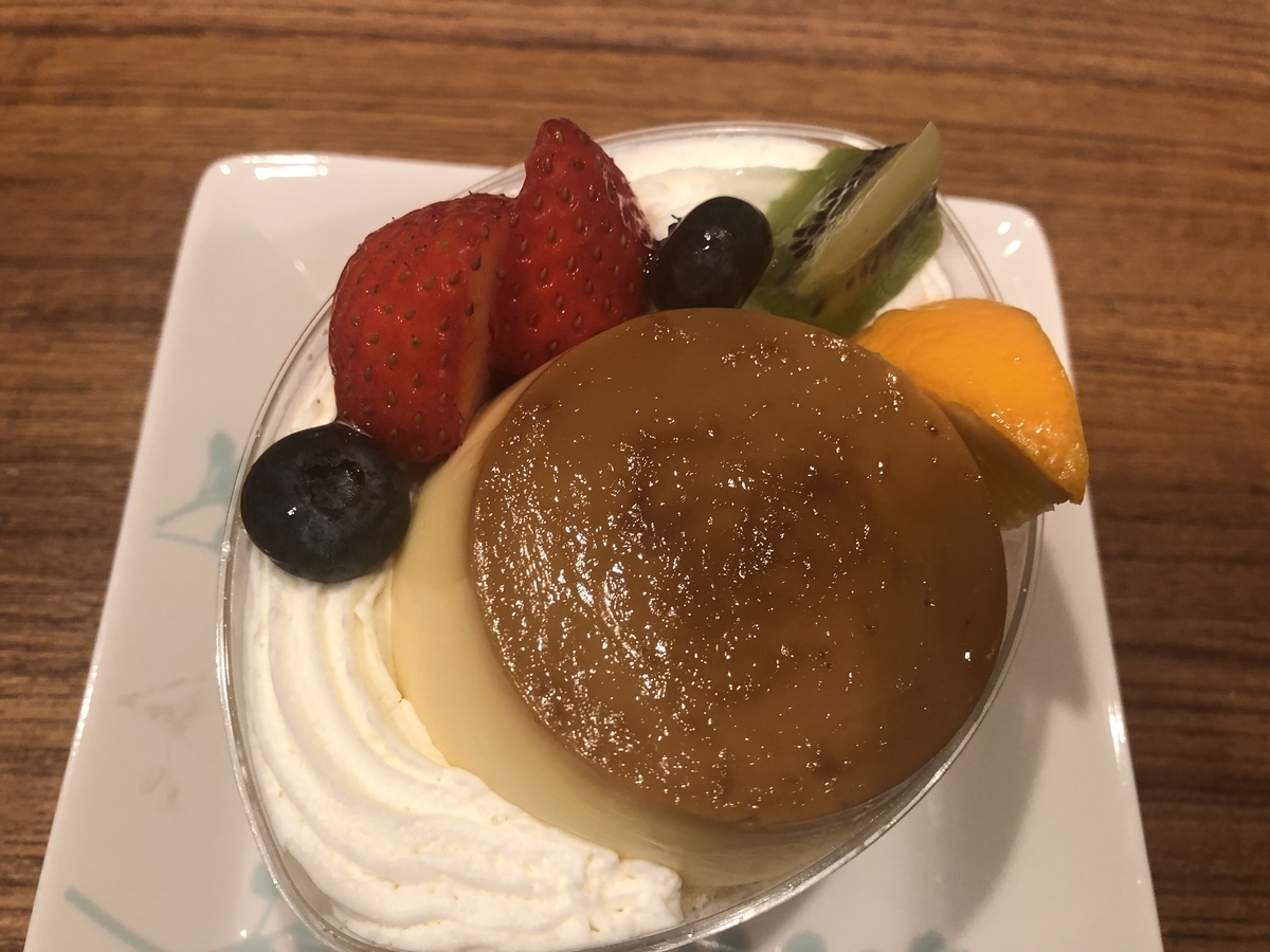 ヤツドキ　プリンアラモード