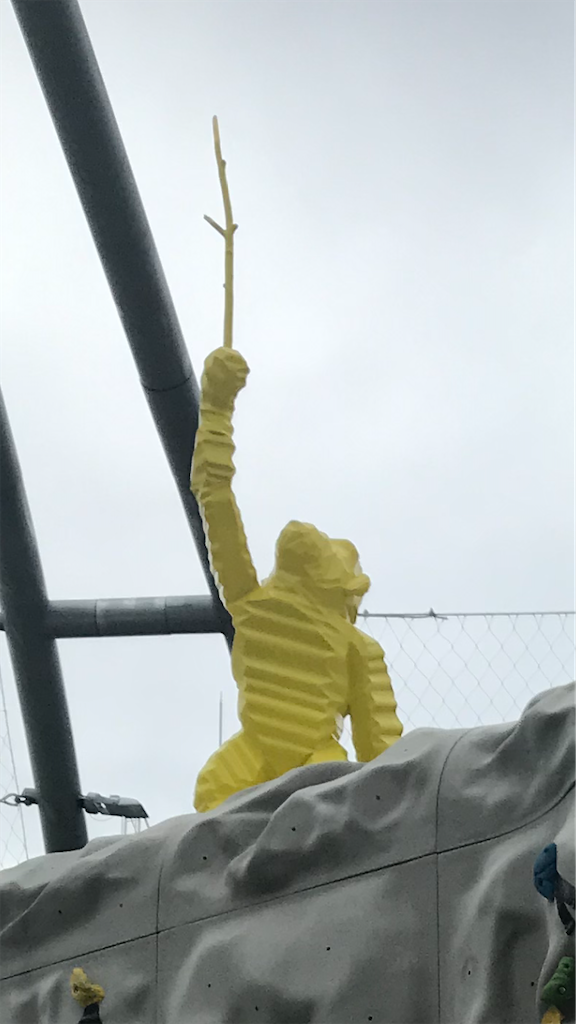 渋谷 ４ ミヤシタパークは空を仰ぐおもちゃ箱の匂いがした シニアーゼ まるくるみらくる