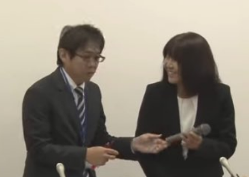 神戸市東須磨小学校,いじめ,会見