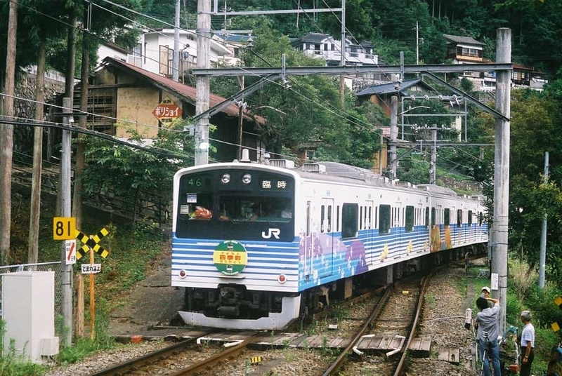 201系四季彩のラストラン - レオナと鉄道