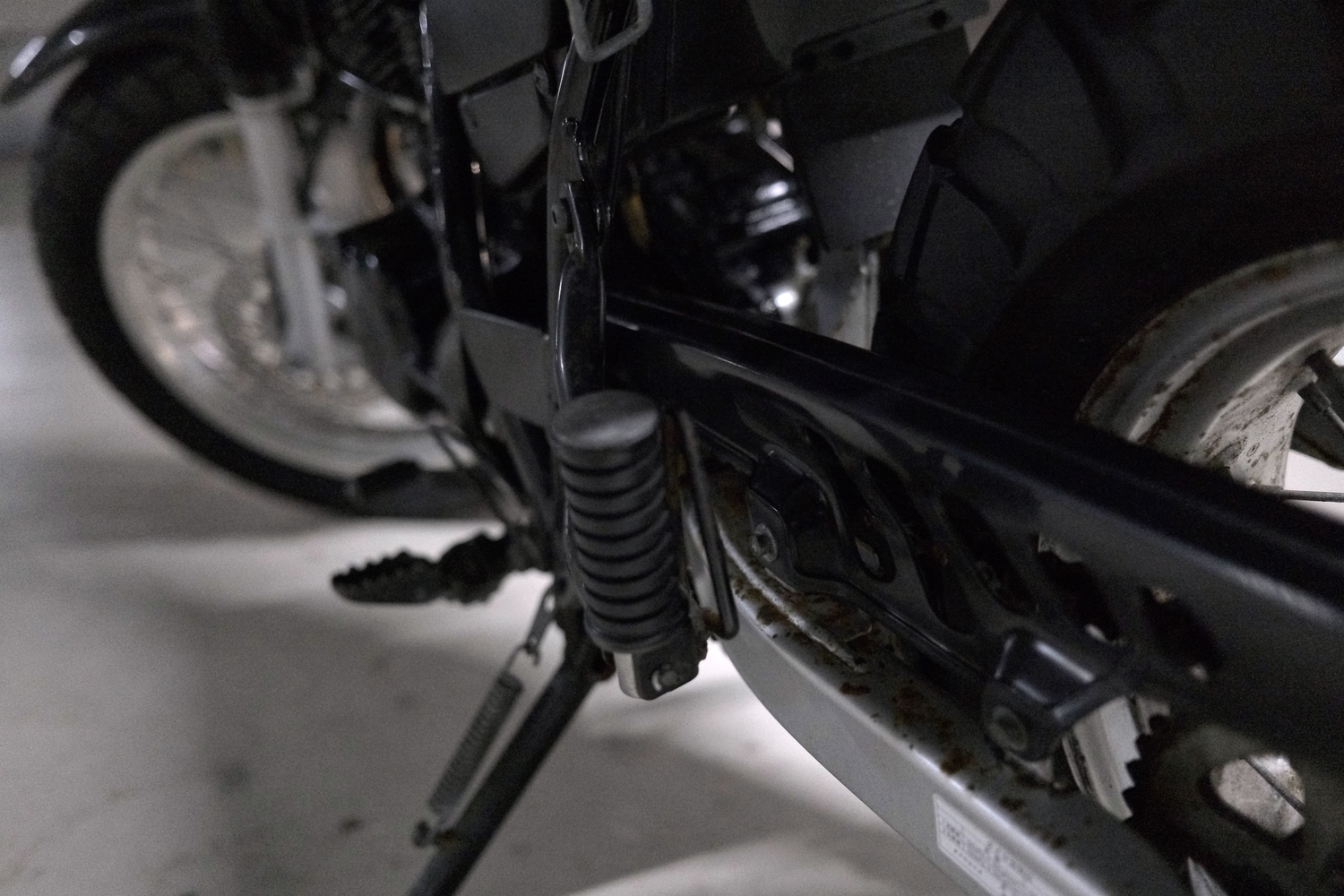 バイク】2005年製の「YAMAHA TW225」を納車した話！ - バイクとカメラ