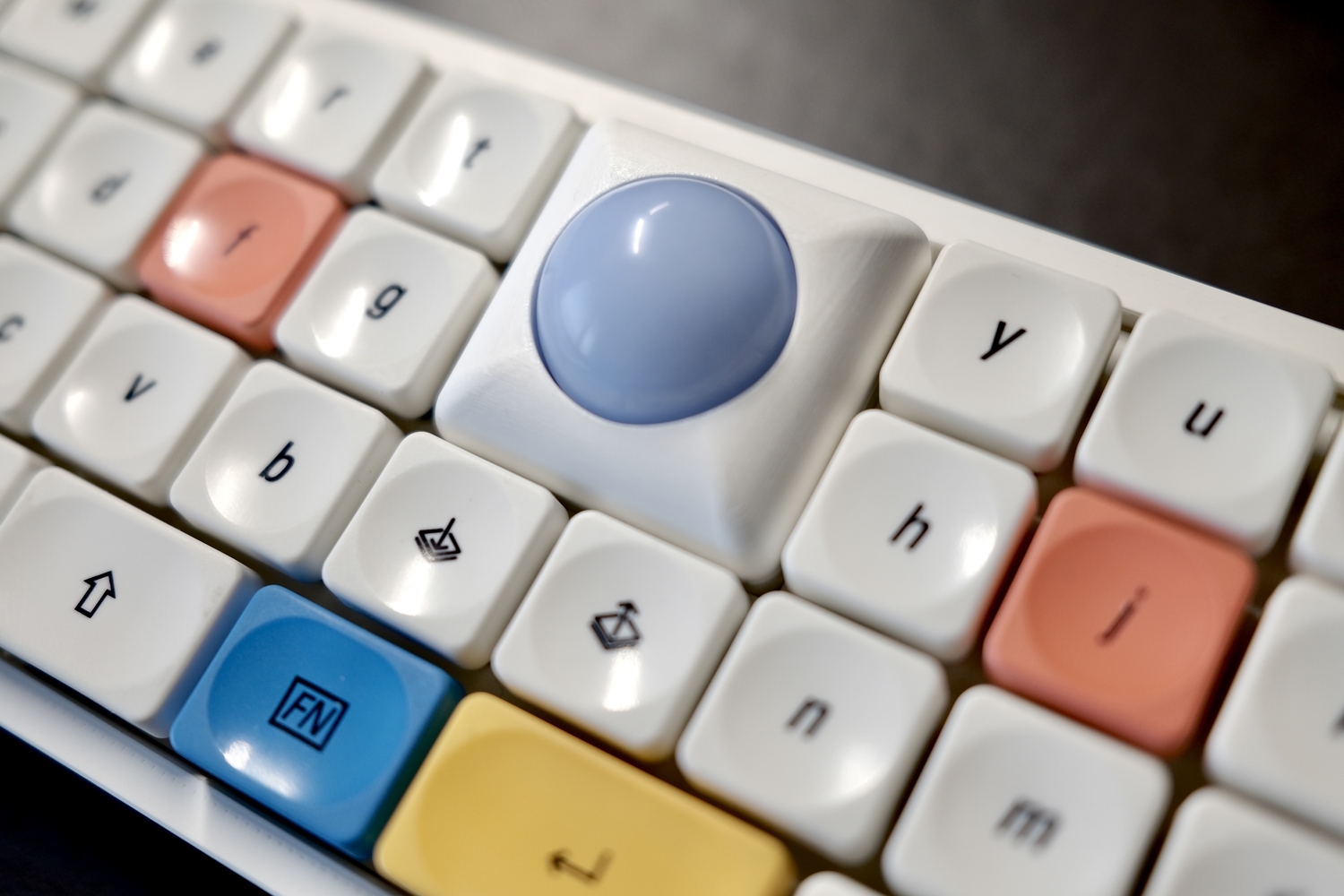 Meteorite40 トラックボール付きホワイトキーボード 自作キーボード