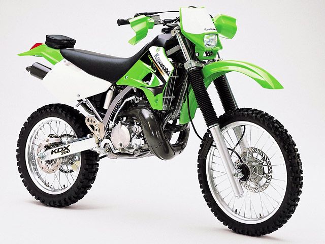 KDX復活はある？】KX327X発表で期待高まるカワサキ公道2ストの可能性