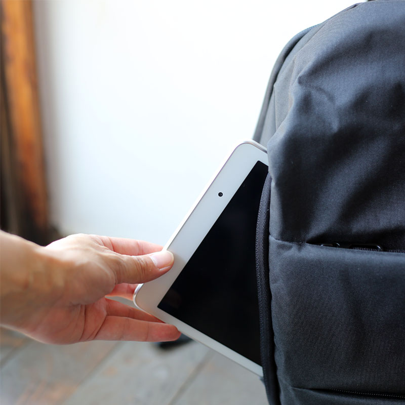 Facebookの広告でよくみるリュック Modernistlookを買ってみました 少ない物ですっきり暮らす