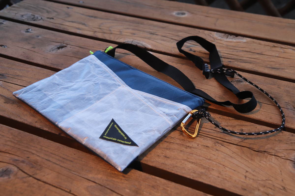 アトリエブルーボトル Hiker’s SACOCHE05 グレージュ サコッシュ Hiker's SACOCHE-05 ｜atelierBluebottle