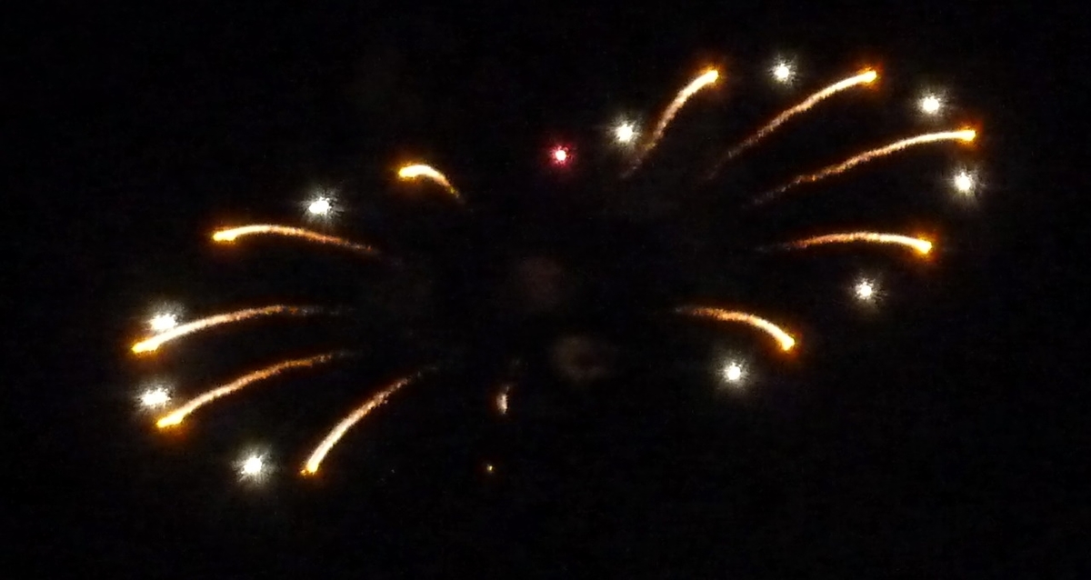 f:id:yamauba:20190827170018j:plain f:id:yamauba:20190827170018j:plain