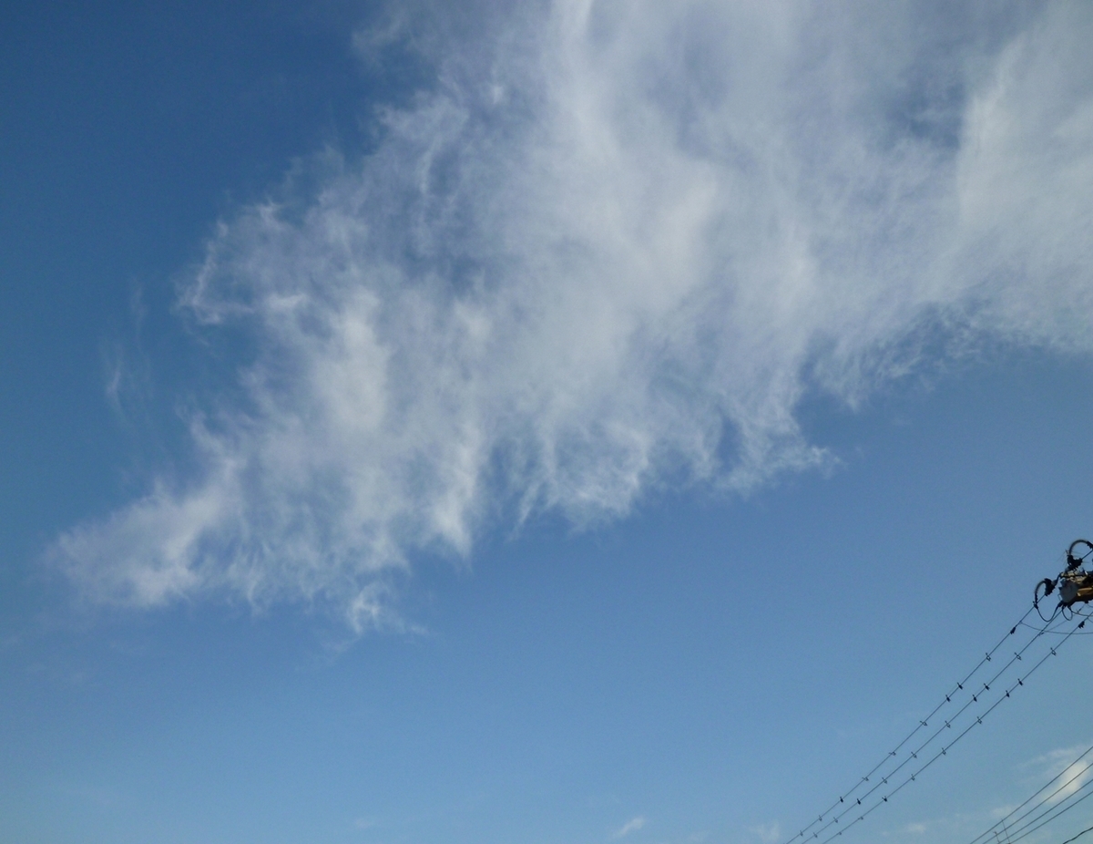 10月の雲と青空