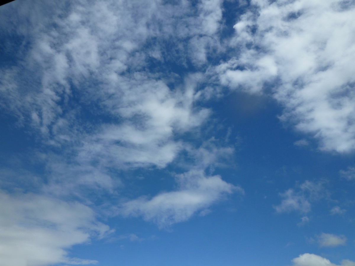 台風一過の青空