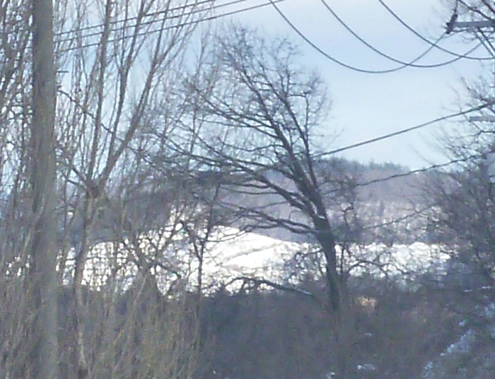 遠くの雪景色