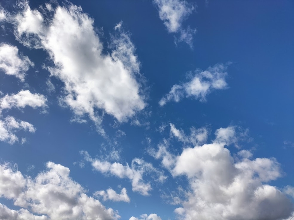 青空と白い雲