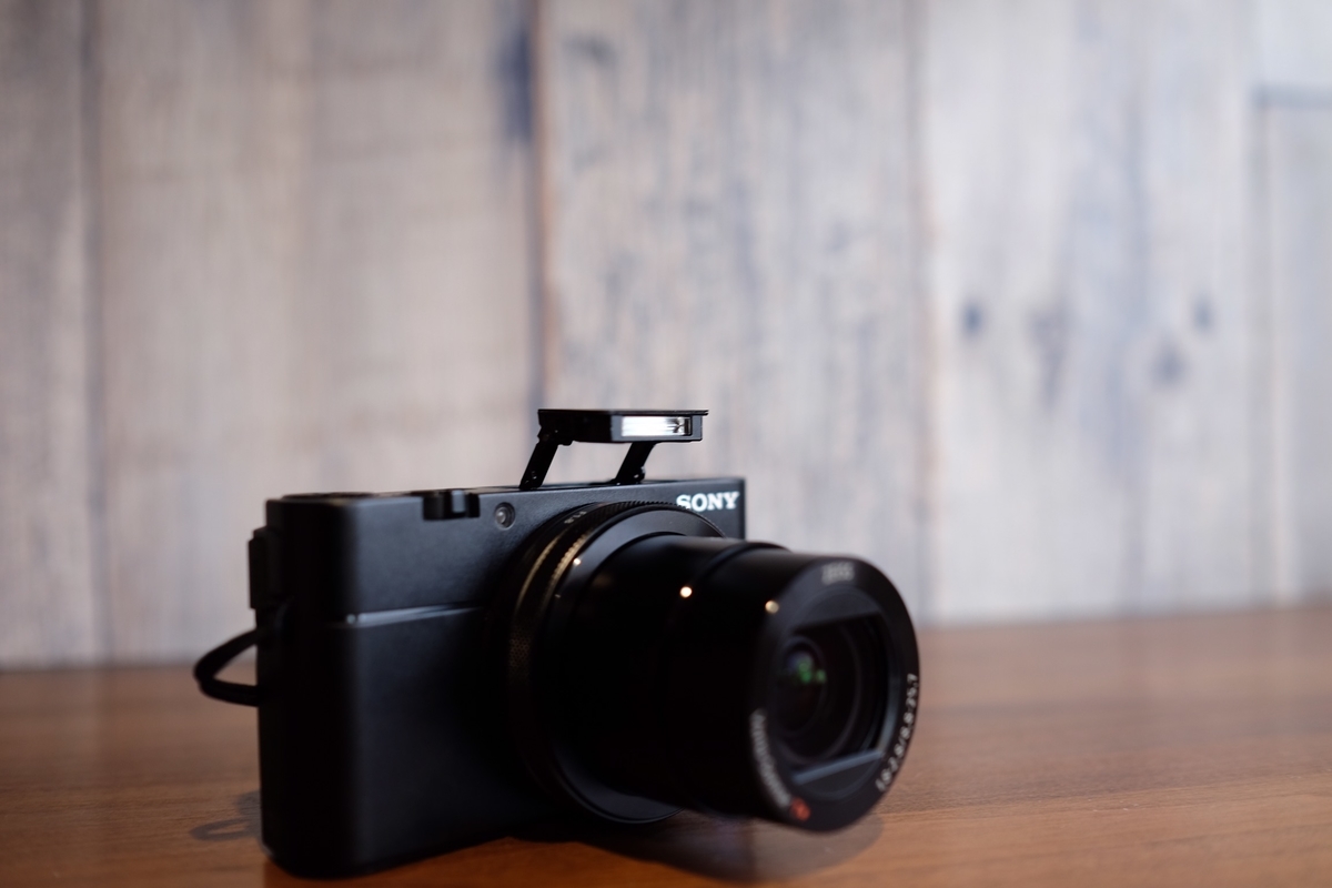 今さらSONY RX100M5を買った件 - やまじー録