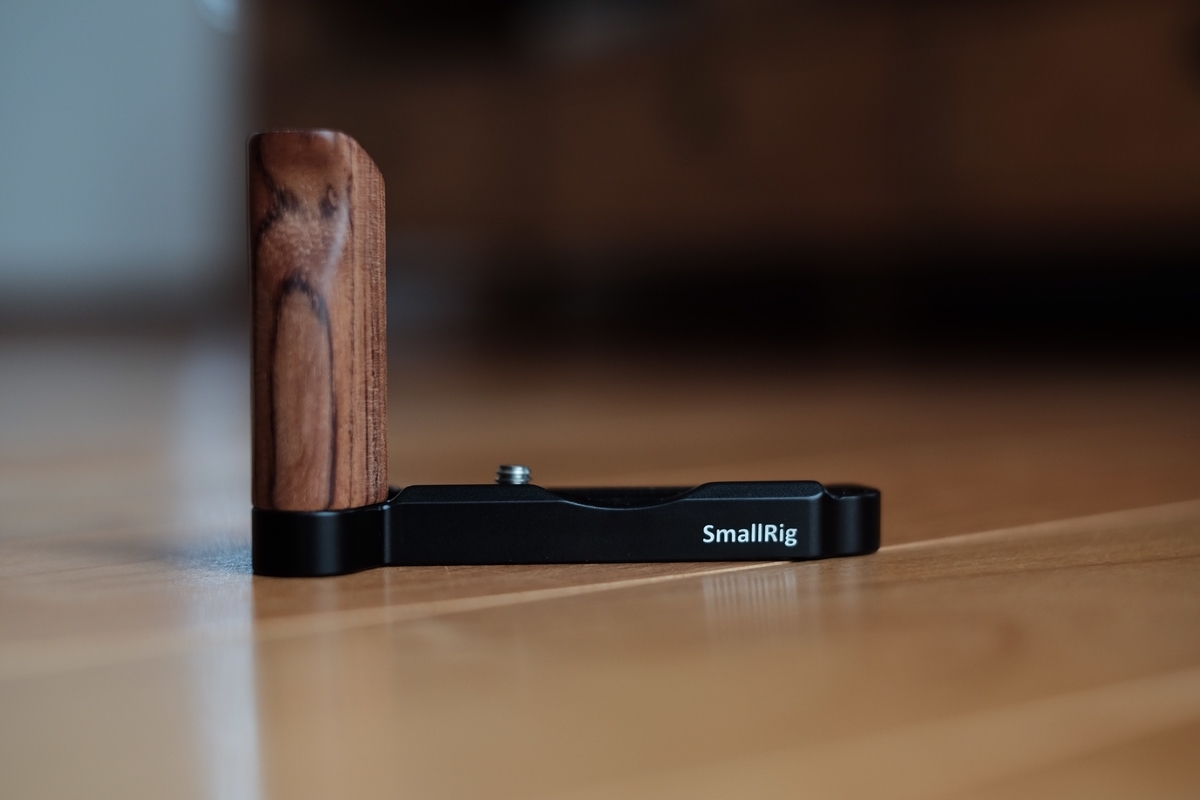 SONY RX100M3 コンデジ Smallrig木製グリップ付き SONY RX100M3 コンデジ Smallrig木製グリップ付き 【公式通販】