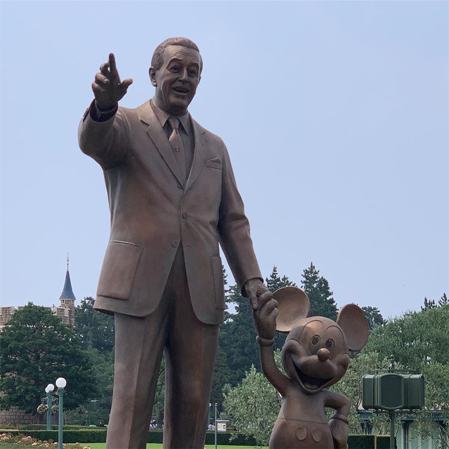 銅像 銅像