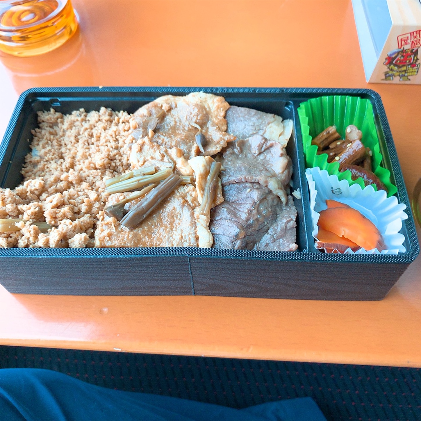 秋田肉三昧の中身