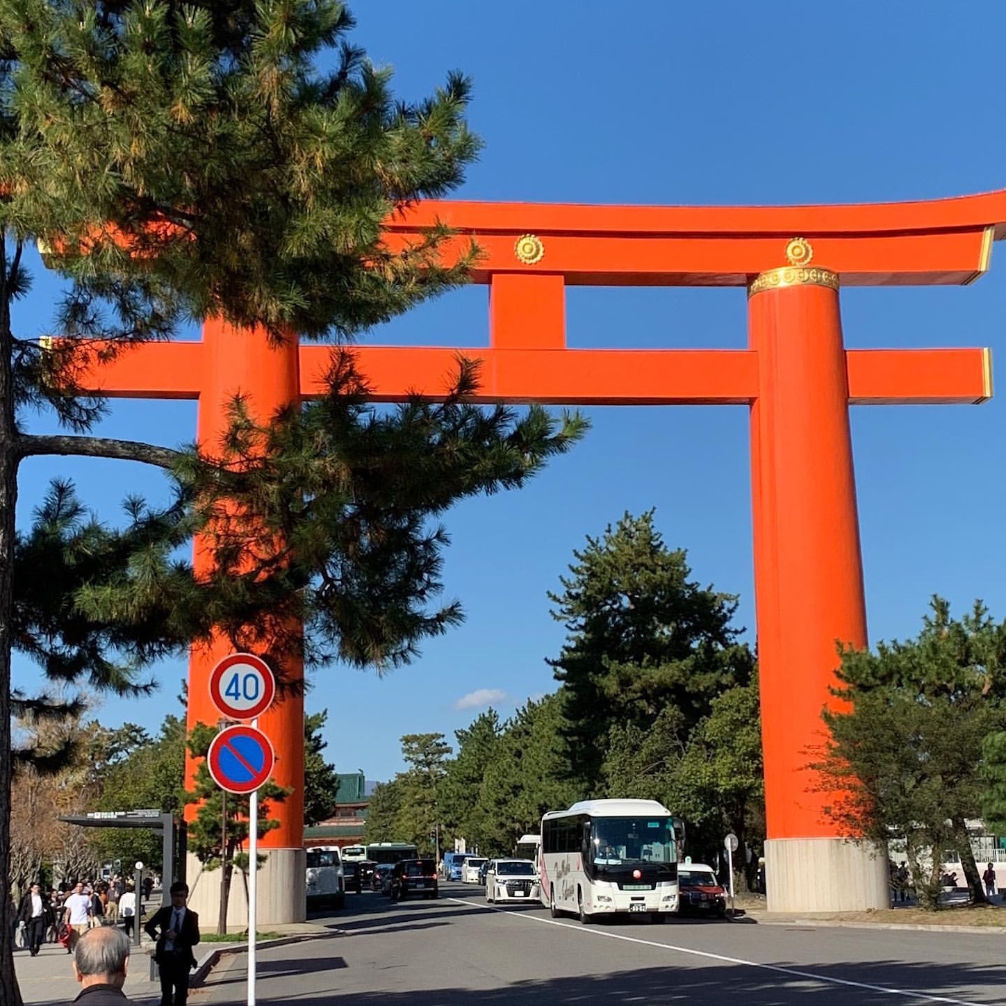 平安神宮の大鳥居