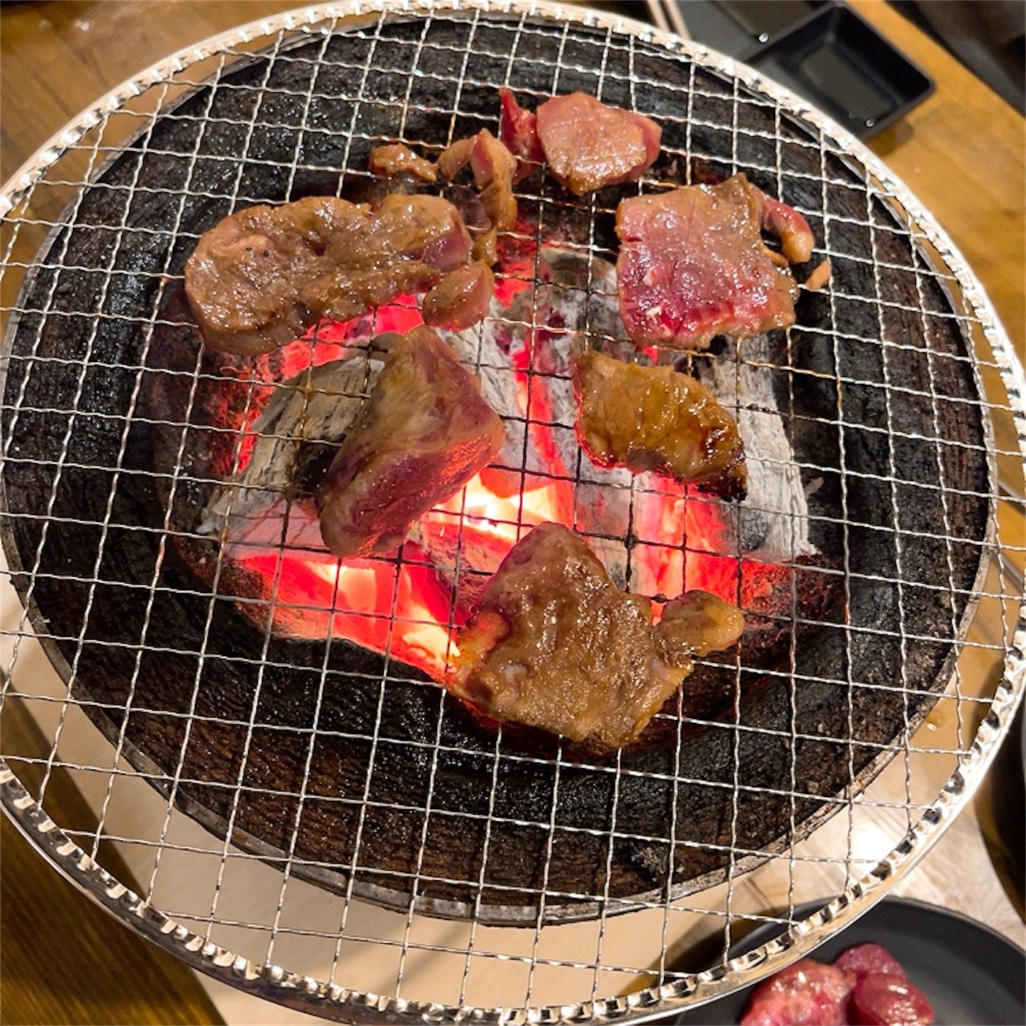 安安ロースを炭火焼で