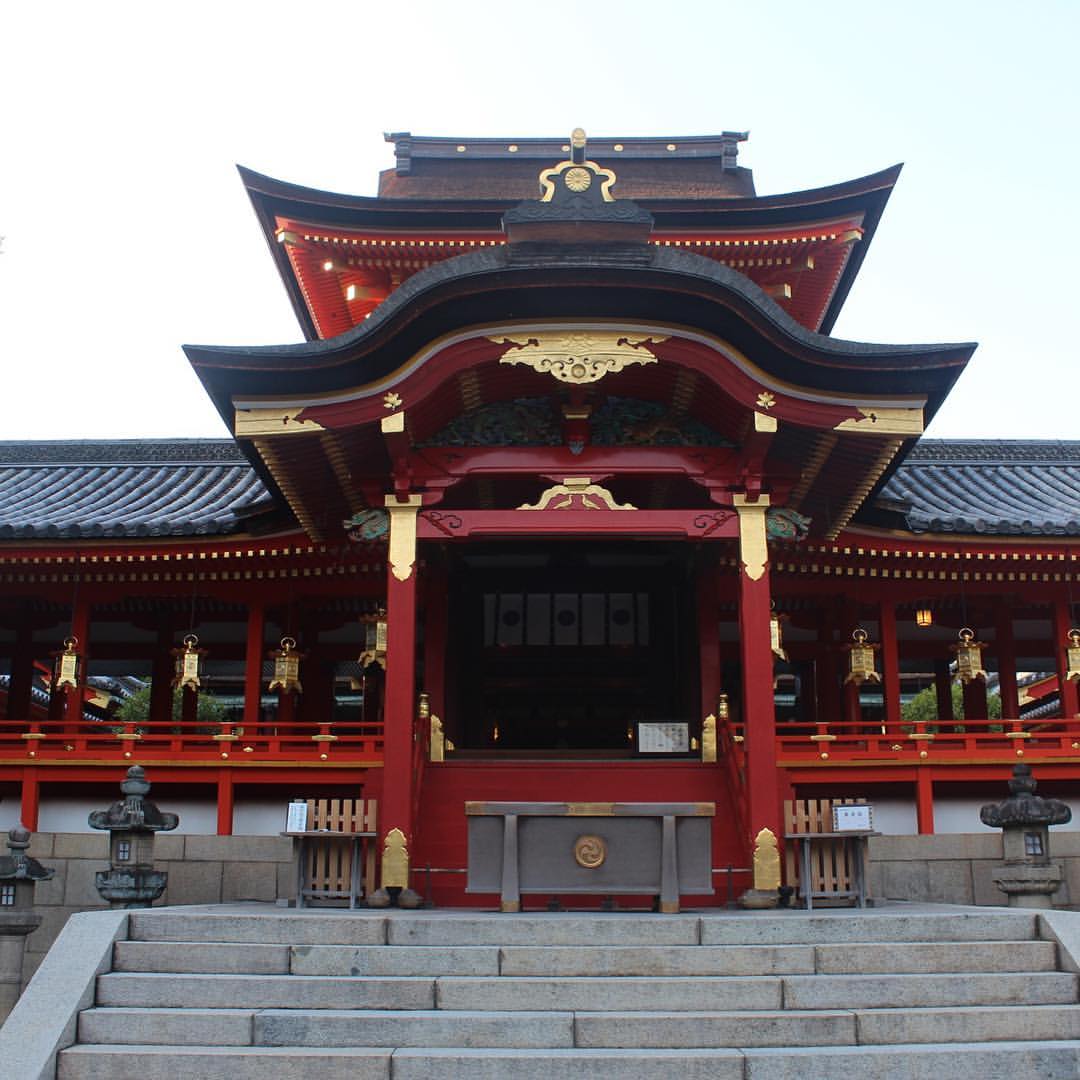 石清水八幡宮本殿