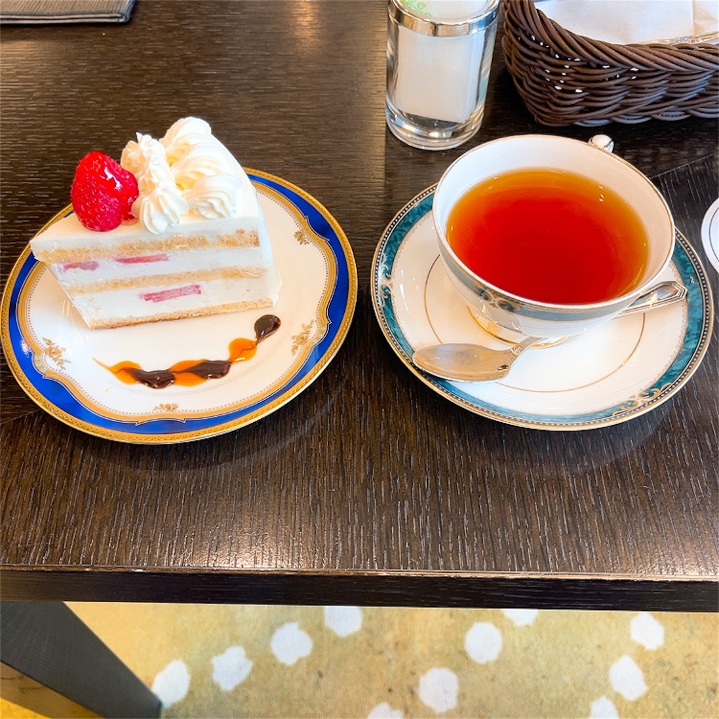 カフェ・ブリエヴェールのケーキセット