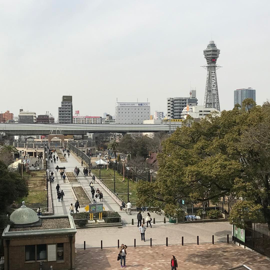 美術館から新世界方面